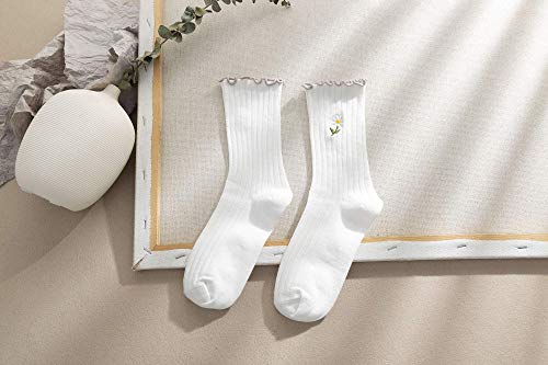 5 Pair Pack - Women's High Ankle Knit Ruffled Daisy Embroidered Dress Socks